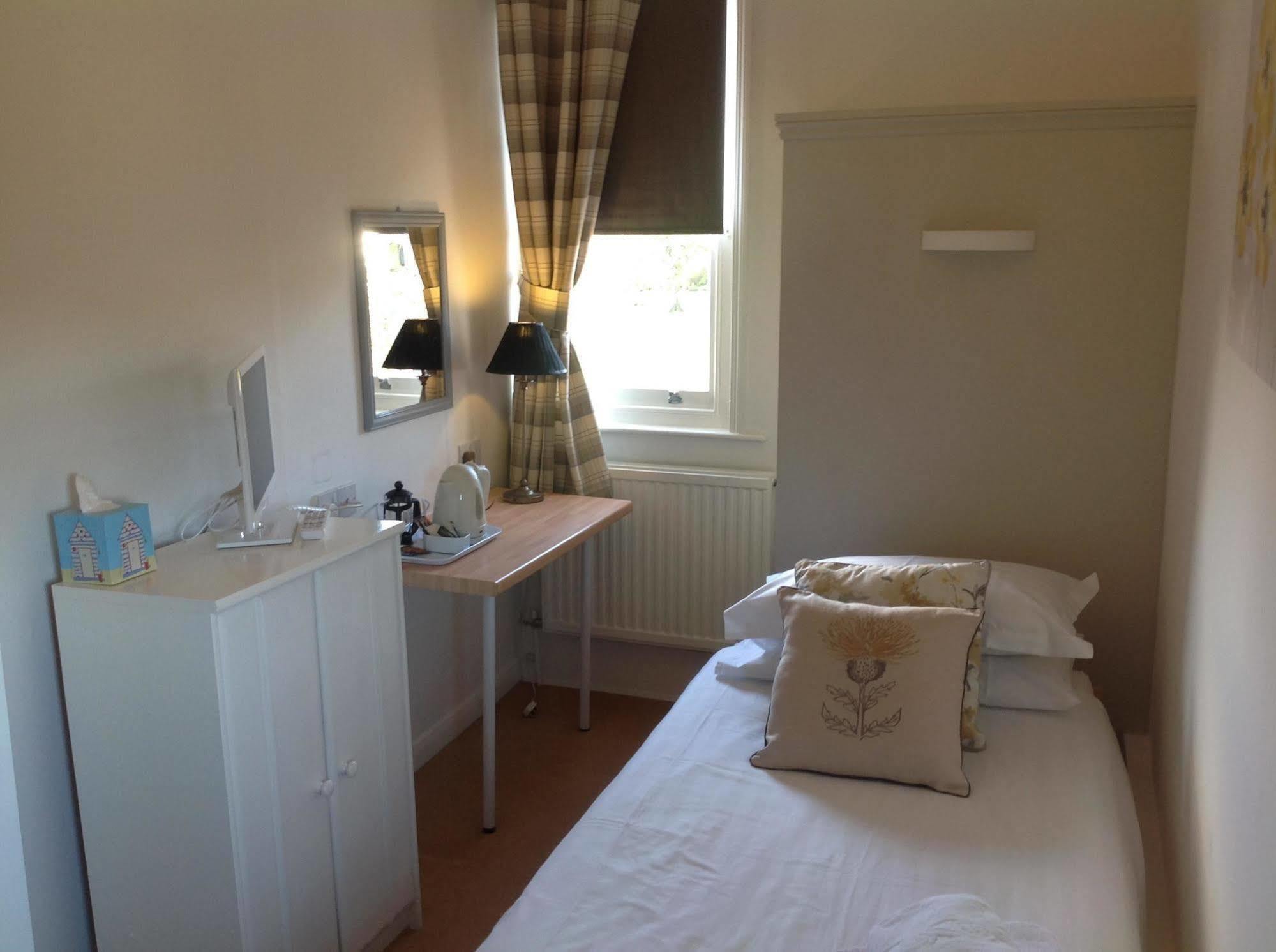 Woodbine City Rooms Exeter Extérieur photo